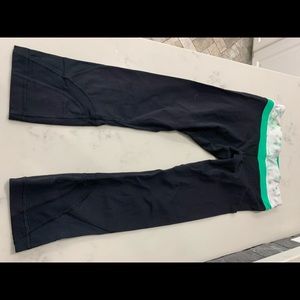 Lululemon cropped leggings